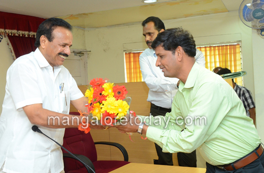 DV Sadananda gowda press meet at Mangalore